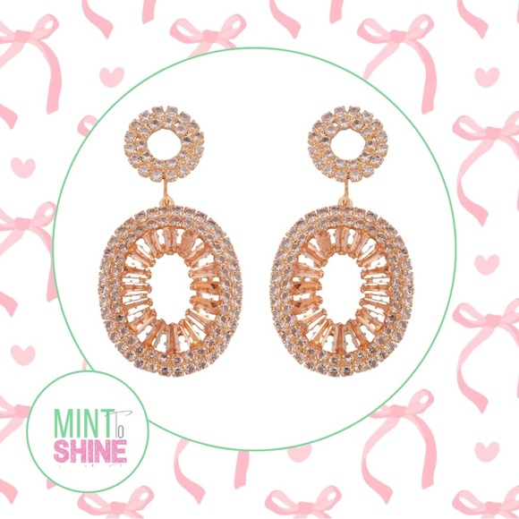 Jewelry - 🩷✨ Stunning Pink Australian Crystal Earrings ✨🩷